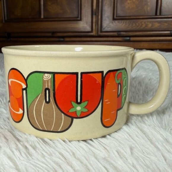Vintage Set of 4 Vegetable Soup Bowl Stoneware Mugs - Picture 4 of 14